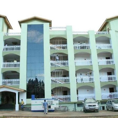 Landmark Hills Shillong Exteriör bild